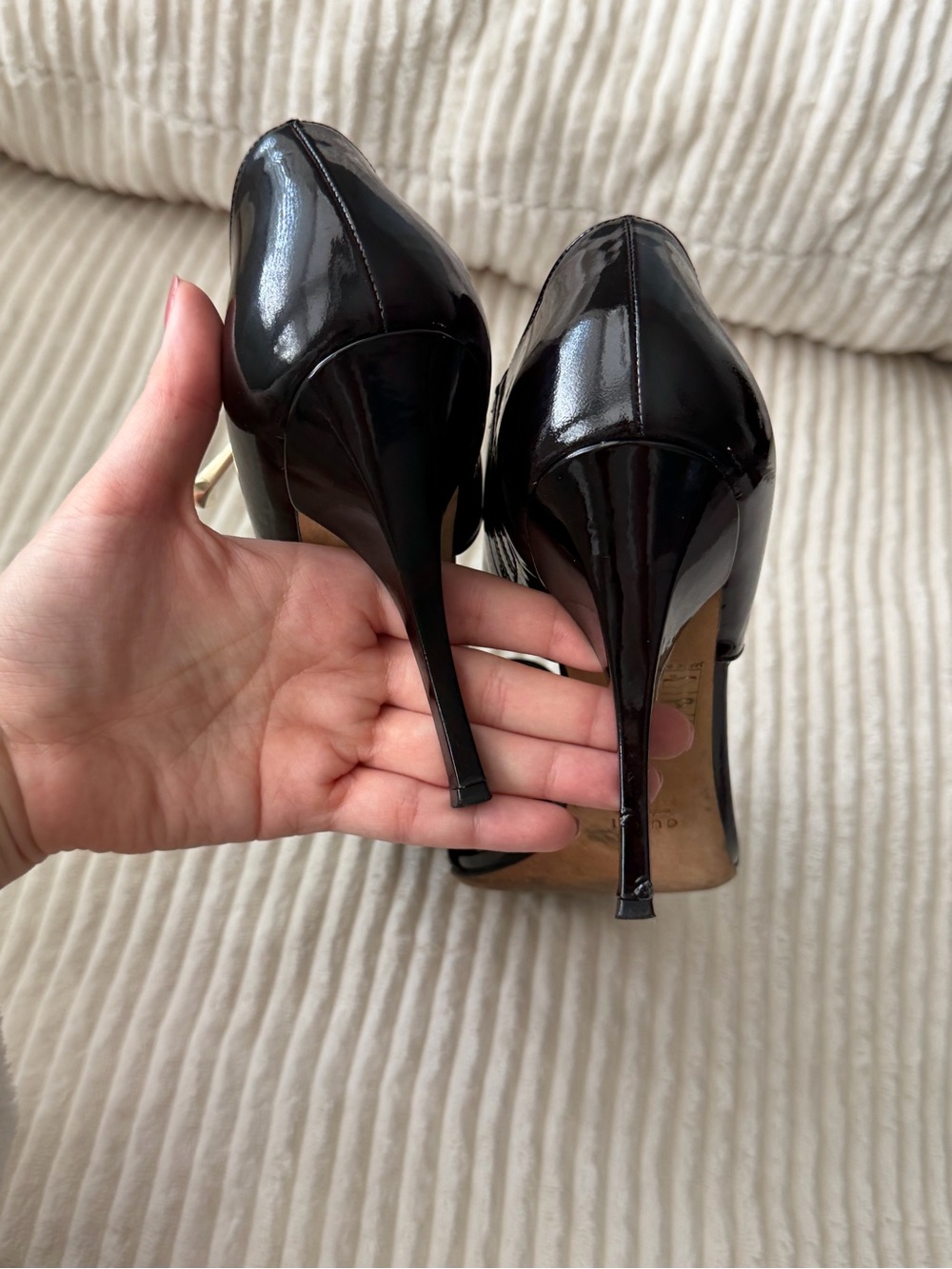 Vintage Gucci Patent Leather Designer
Heels Luxury 90s Glam US 7 - Picture 10 of 11